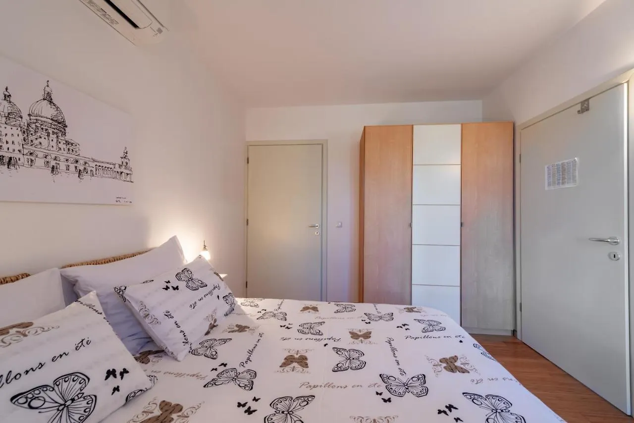 Casa Bamboo Apartment Banjole