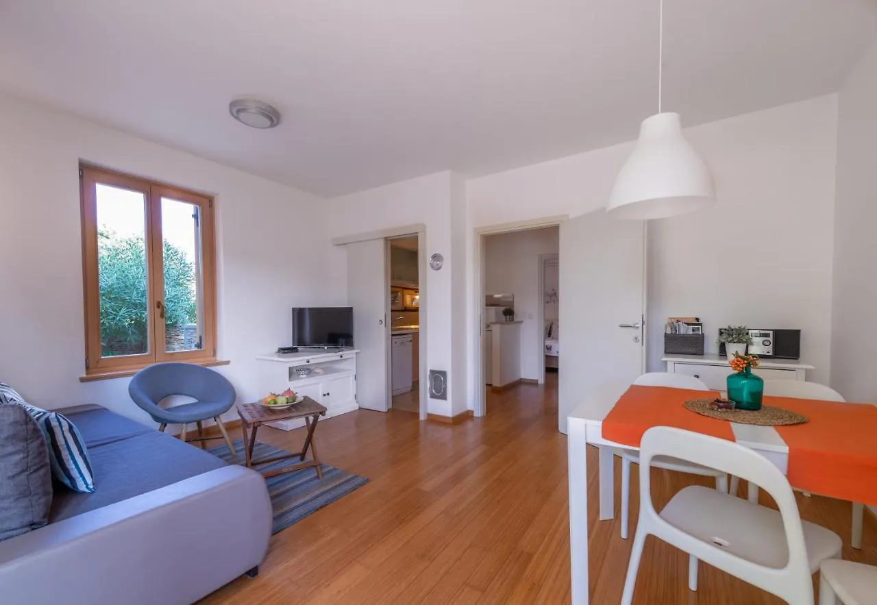 Casa Bamboo Apartment Banjole