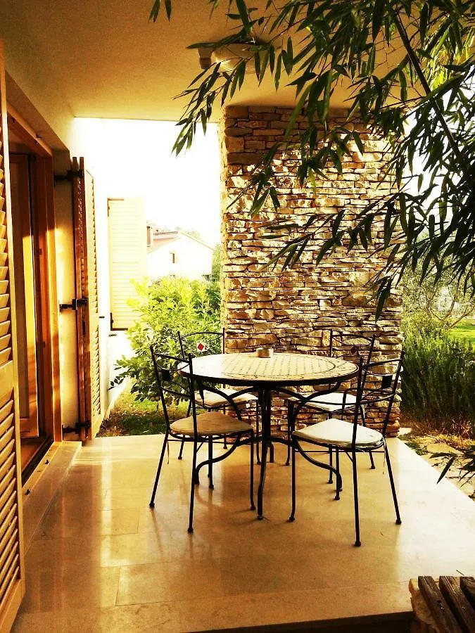 Casa Bamboo Apartment Banjole 0*,  Croatia