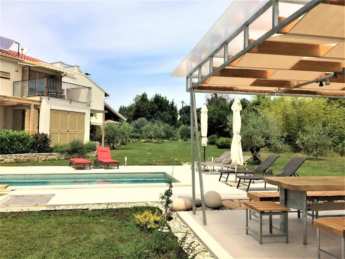 Casa Bamboo Apartment Banjole 0*,