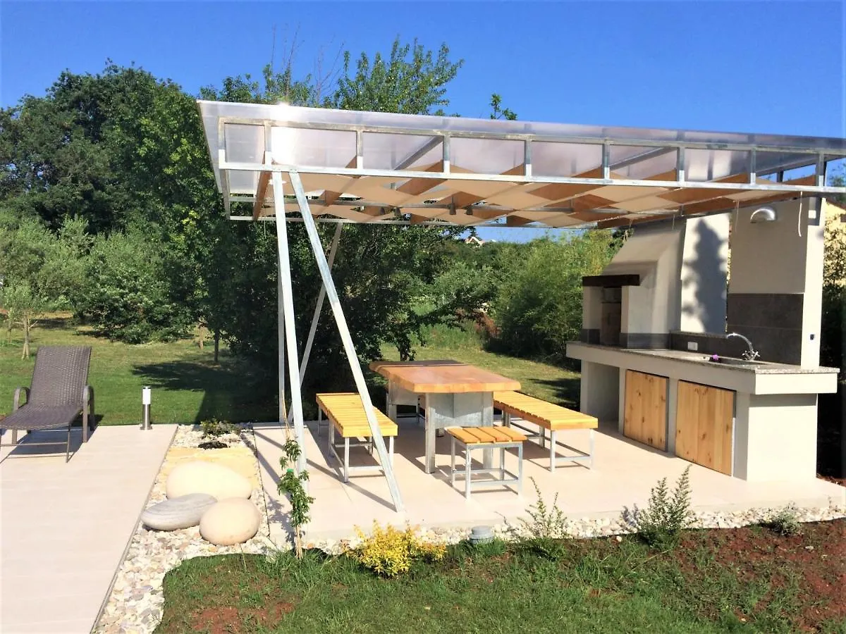 Casa Bamboo Apartment Banjole 0*,  Croatia